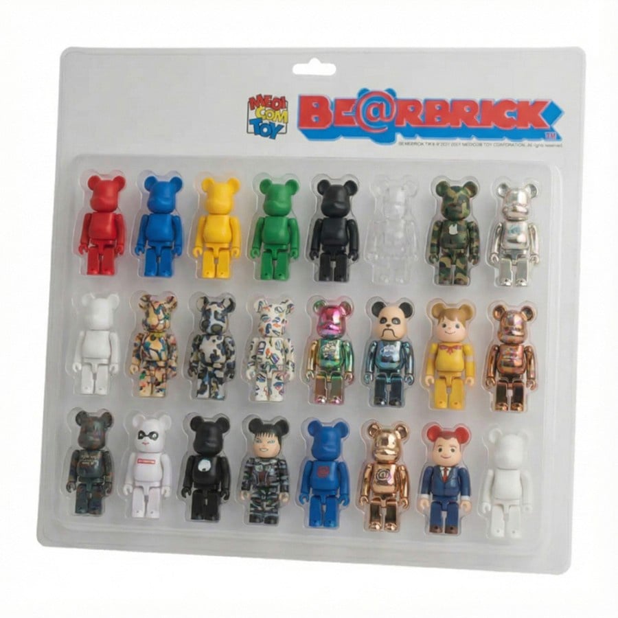 100% Bearbrick Display Blisterbord (8x3)