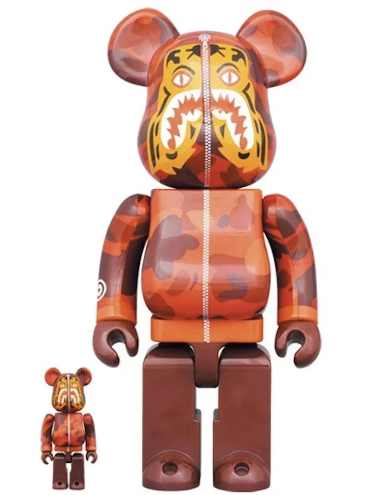 400 & 100 Bearbrick set - Camo Tiger BAPE Rood Ver.