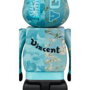 400% & 100% Bearbrick Set – Amandelbloesem (BAPE x Van Gogh)