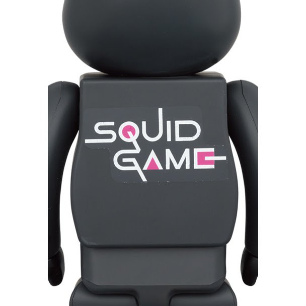 400% & 100% Bearbrick Sæt - Squid Game (Frontman)